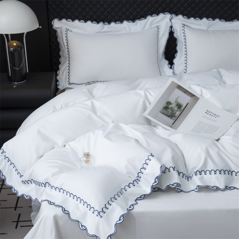 절묘한 자수 컷 디자인 350TC 면 새틴 침구 세트 절묘한 자수 컷 디자인 350TC 면 새틴 침구 세트